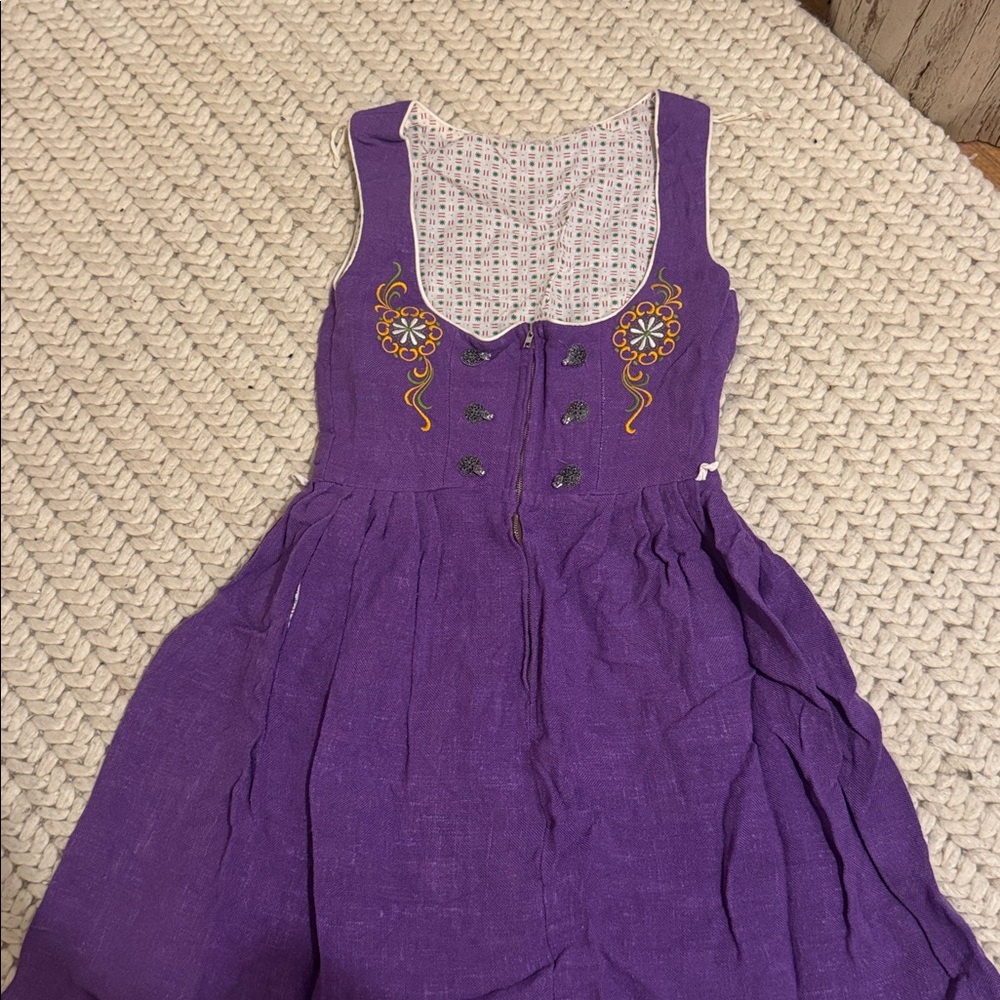 Authentic women’s lederhosen